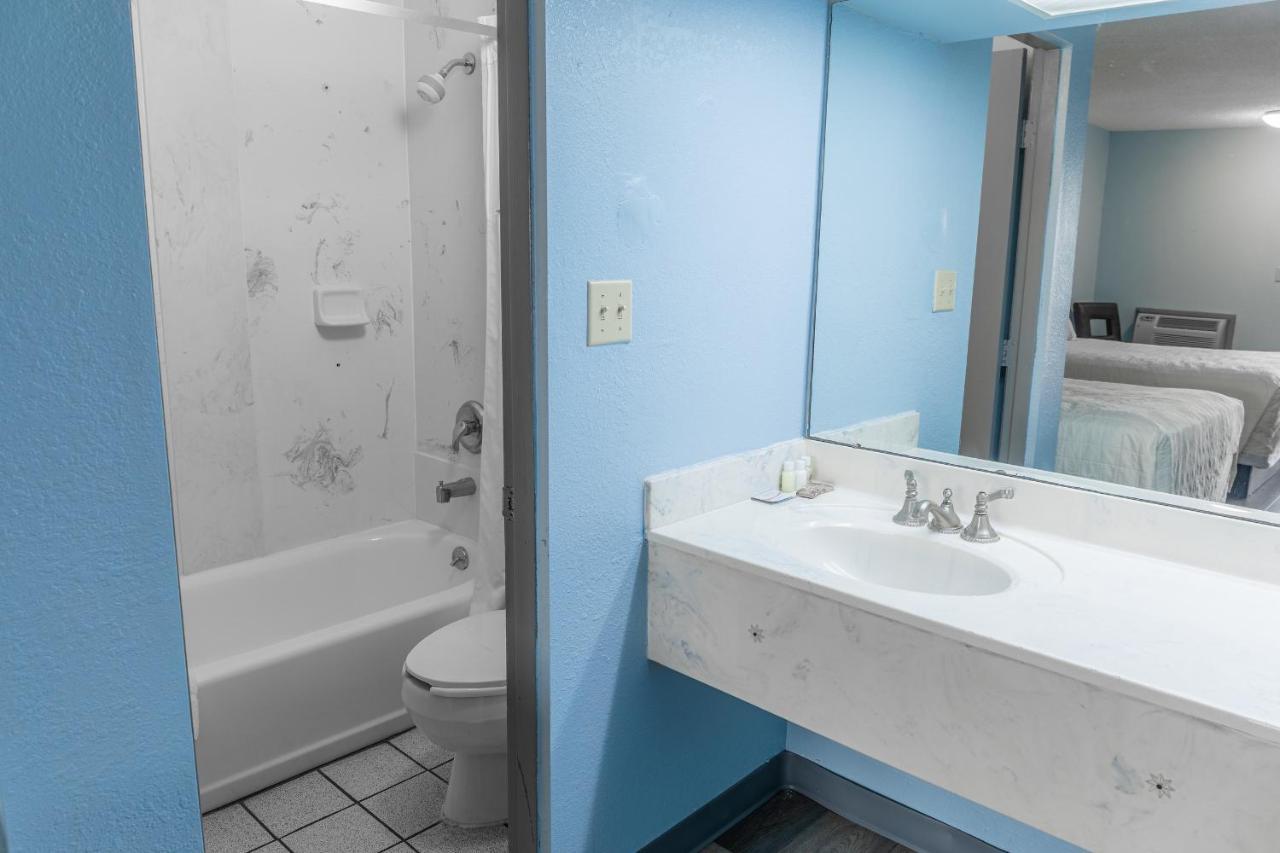 Sandcastle Inn Tybee Island Bagian luar foto