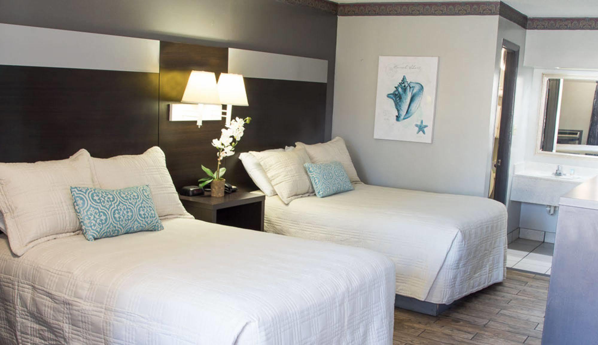 Sandcastle Inn Tybee Island Bagian luar foto